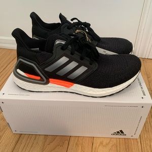 *NWT* Women’s Adidas Ultraboost 20